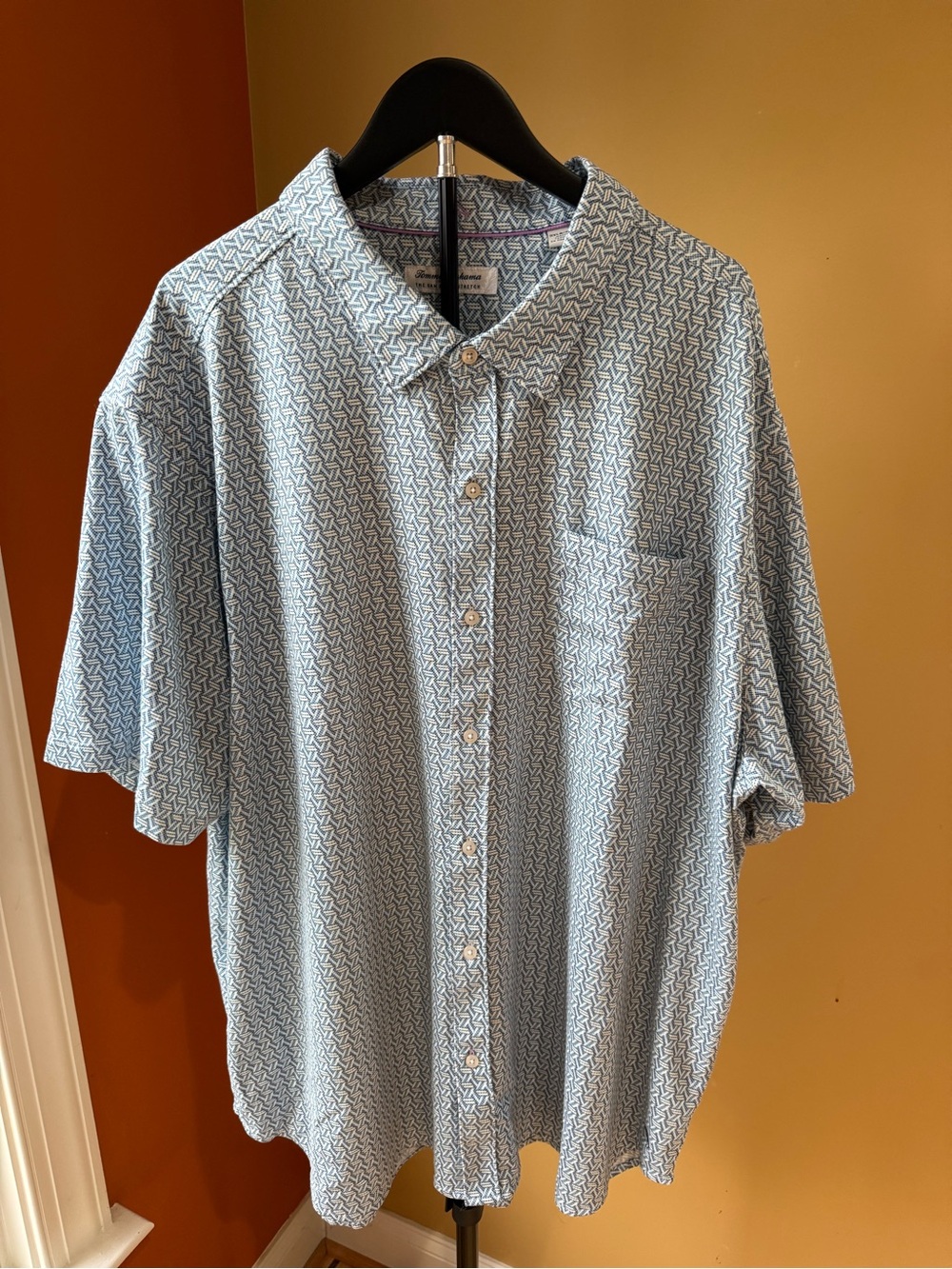 Tommy Bahama Blue Geometric Short-Sleeve Button-Down Shirt